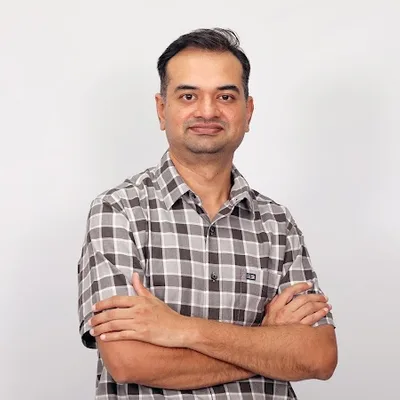 Dr. Ravi Thippeswamy