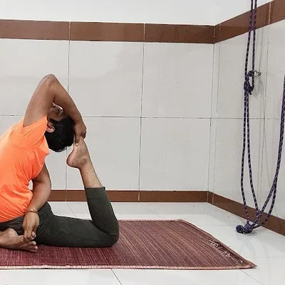 Dr. Mayur Vinaykumar Kaku