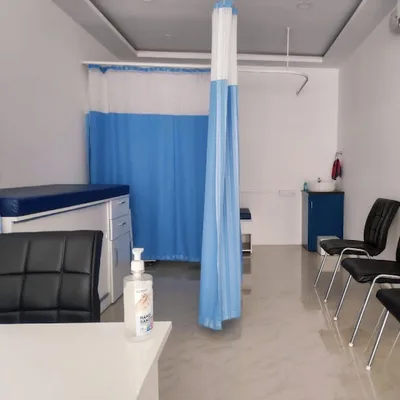 Dr. Dr.Anand Physiotherapist