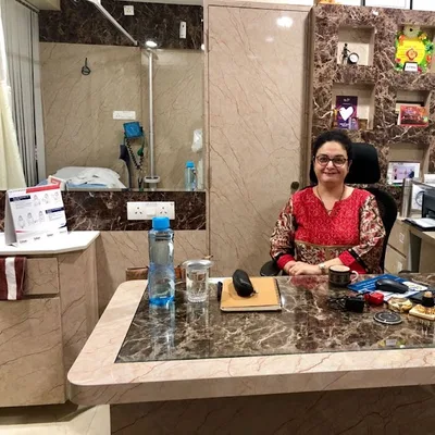 Dr. Deekshaa Athwani
