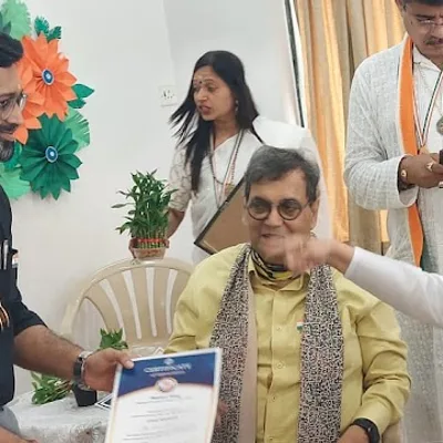 Dr. Sanik Shah