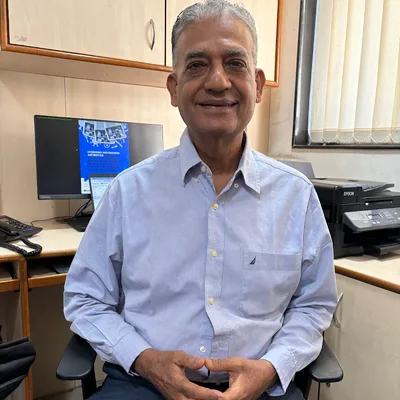 Dr. S L Wadhwa