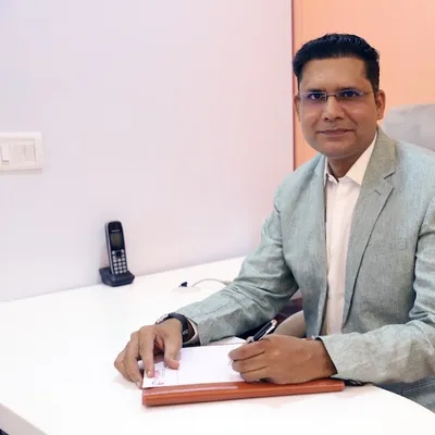 Dr. Sujit Murade