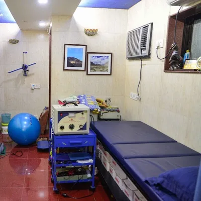 Dr. Falguni Shah Physiotherapist