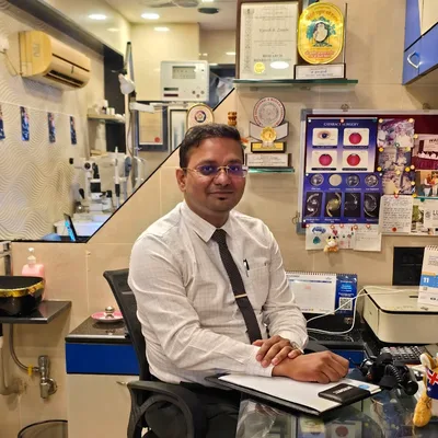 Dr. Arnav Gupta