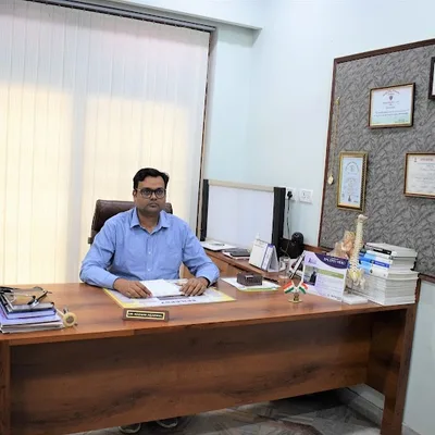 Dr. mayank Agarwal