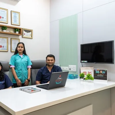 Dr. NIRAV THAKKAR MAXILLOFACIAL HEAD AND NECK SURGEON ( BHAKTI MAXILLOFACIAL SURGERY AND DENTAL IMPLANT CENTER)