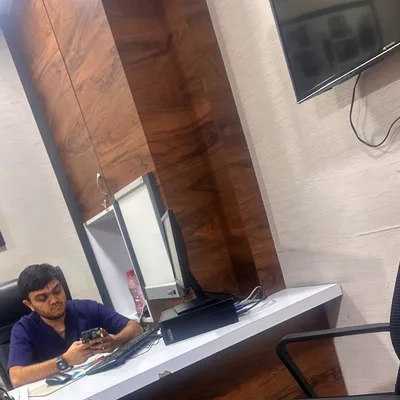 Dr. Tarak Patel