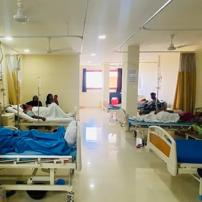 Dr. Rajkumar Khasgiwala (Paras Urology And Multispeciality Hospital)