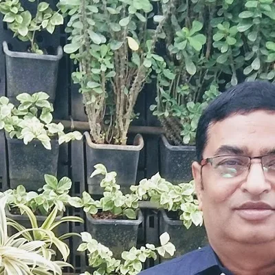 Dr. Vipin Gupta