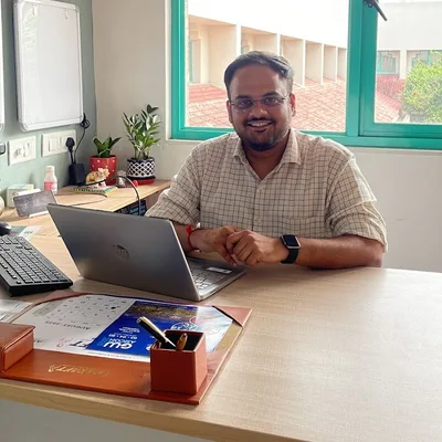 Dr. Harshil S Shah