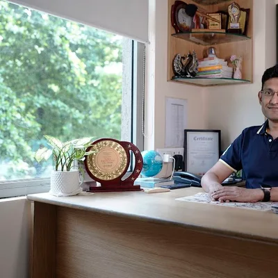 Dr. Abhishek Bhartia