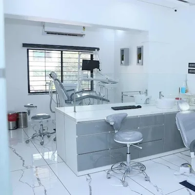 Dr. GIRHE DENTAL CLINIC