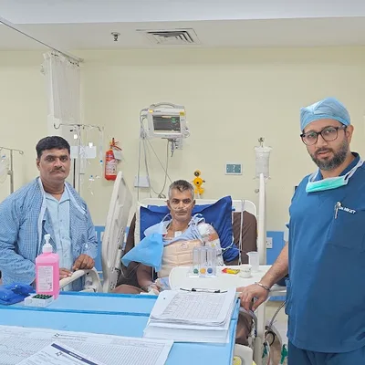 Dr. Niket Arora
