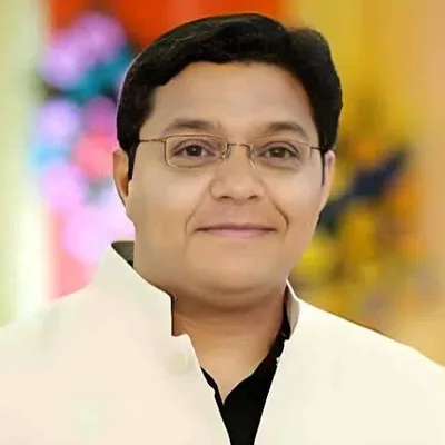Dr. Amit Narayan