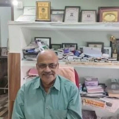 Dr. Dwivedi Pannag Bhushan