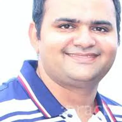 Dr. Nitin Sharm