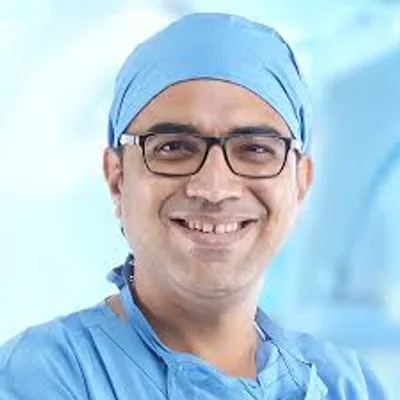Dr. Pratik Amlani