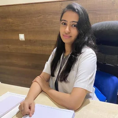 Dr. Manasi Thakur
