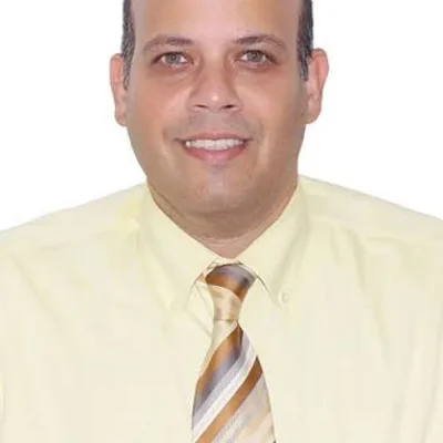 Dr. Ian Pinto