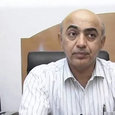 Dr. Anil Arora