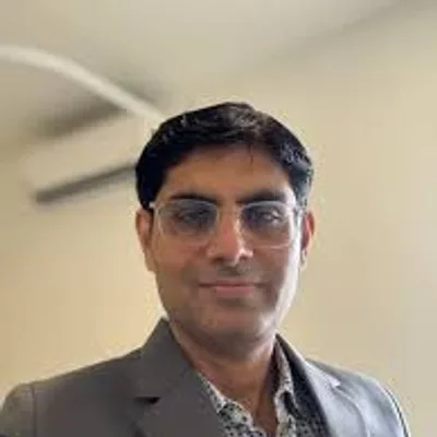 Dr. Ganesh Motwani