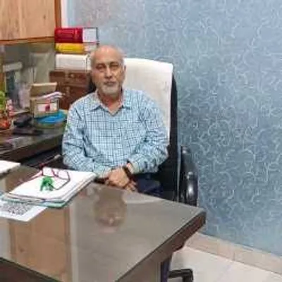 Dr. Sanjay Tambe
