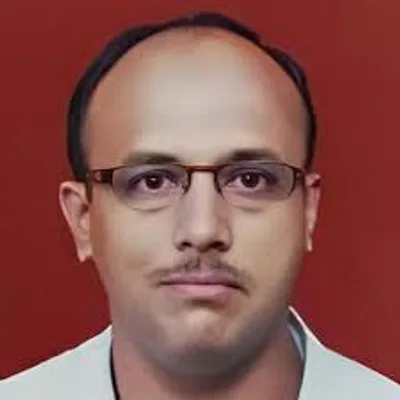 Dr. Amit Phadnis