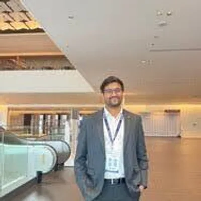 Dr. Makarand Langhe