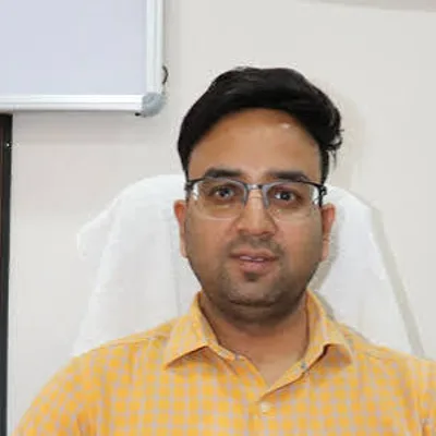 Dr. Manoj Agarwal