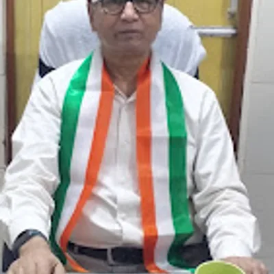Dr. Adnan Qamar