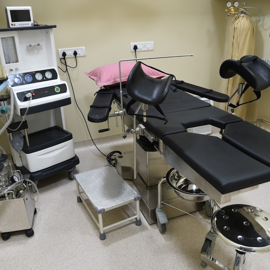 Aarush IVF & Endoscopy Centre