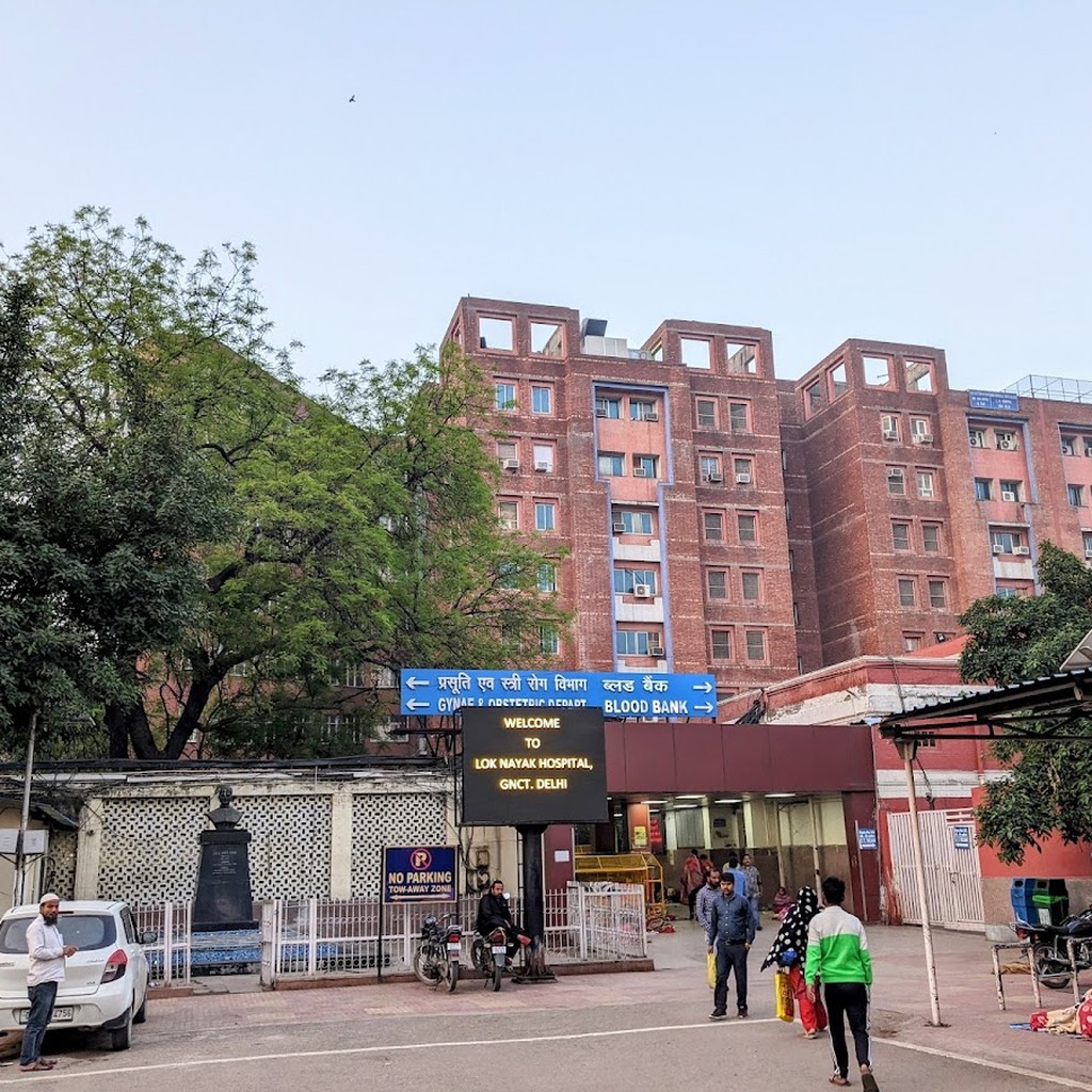 Lok Nayak Hospital