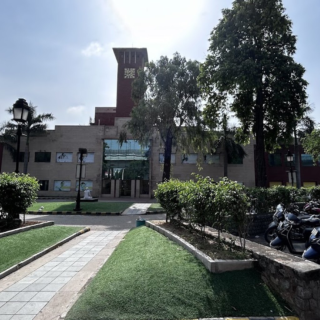 Moolchand Hospital