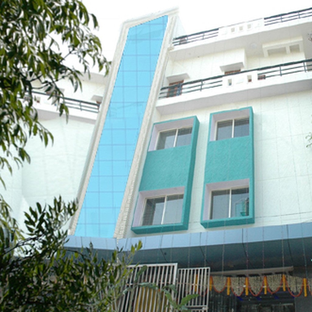 Poornima Hospital