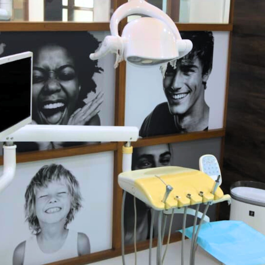 Rajesh Cosmetic & Implant Dentistry