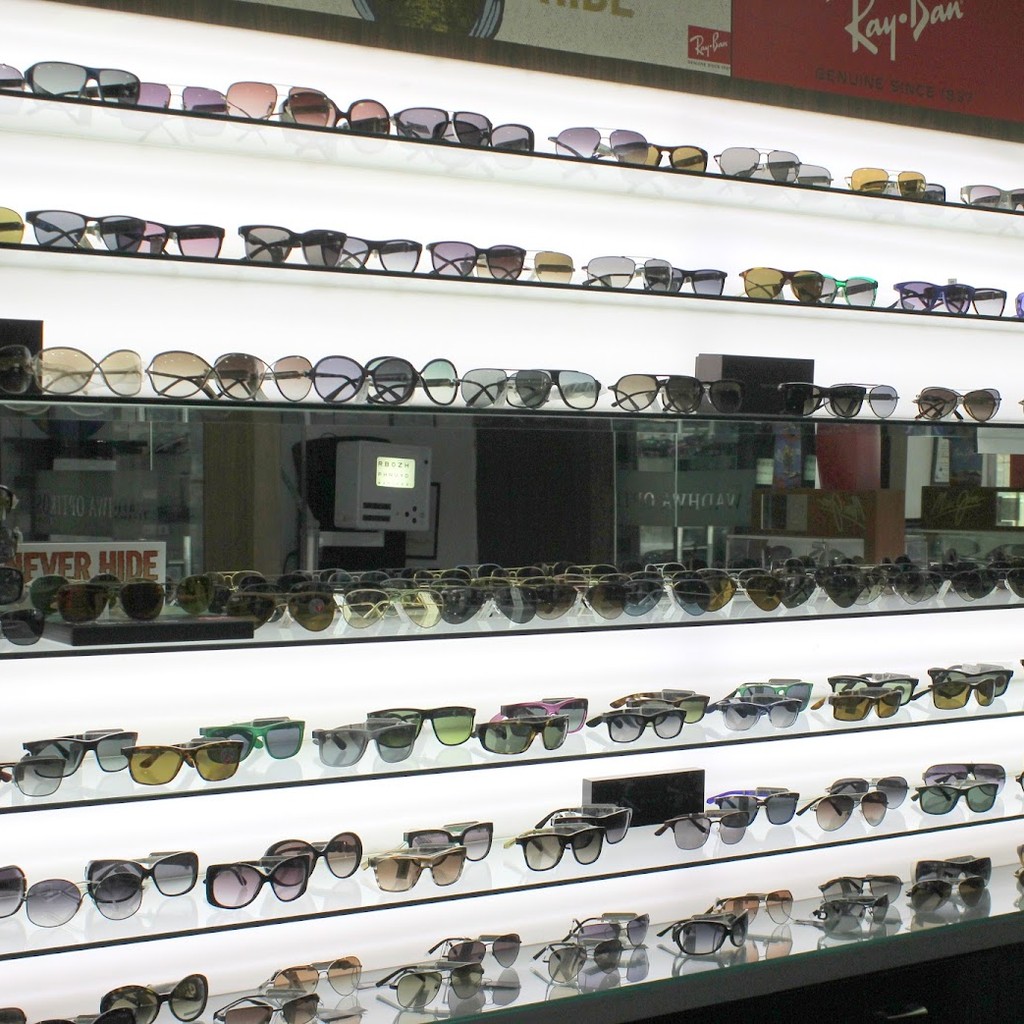 The Wadhwa Optikos