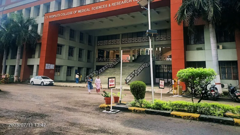 People's Medical College and People 's Hospital