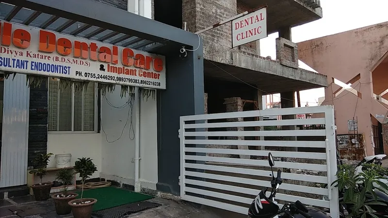 Radiant Smile Dental Care & Implant Centre