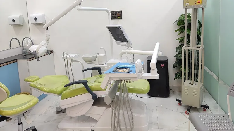 Naveen Super Speciality Dental Hospital