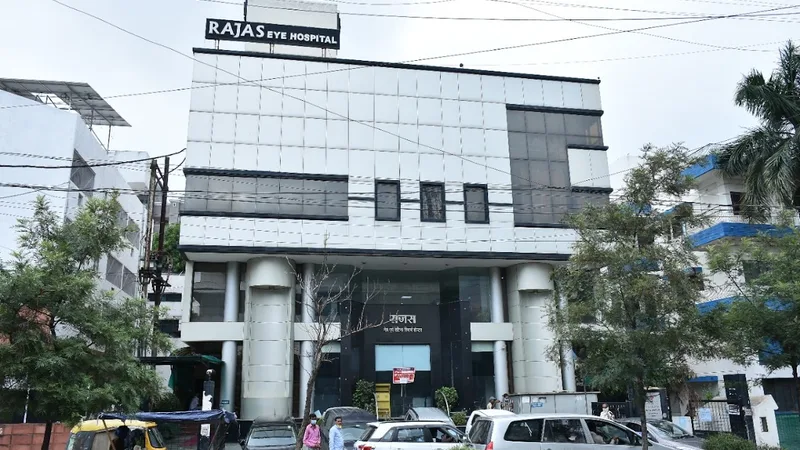 rajas eye & retina research centre  - south tukoganj 