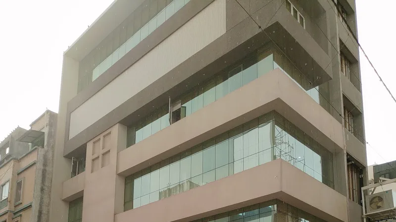 Shri Gokul Hospital