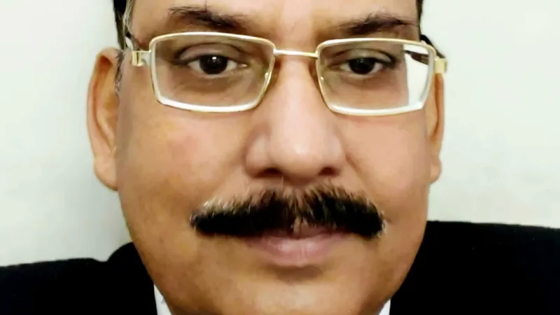 Dr Omkant Gupta plastic surgeon Clinic