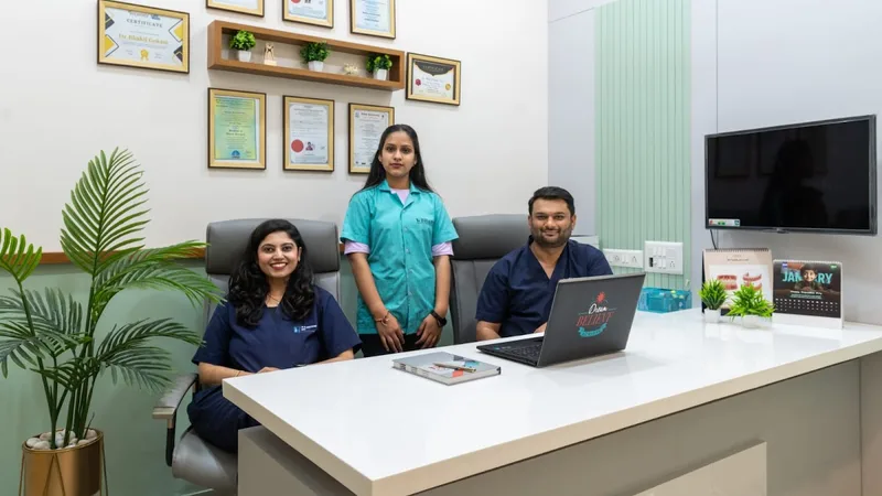 Dr NIRAV THAKKAR MAXILLOFACIAL HEAD AND NECK SURGEON ( BHAKTI MAXILLOFACIAL SURGERY AND DENTAL IMPLANT CENTER) Clinic