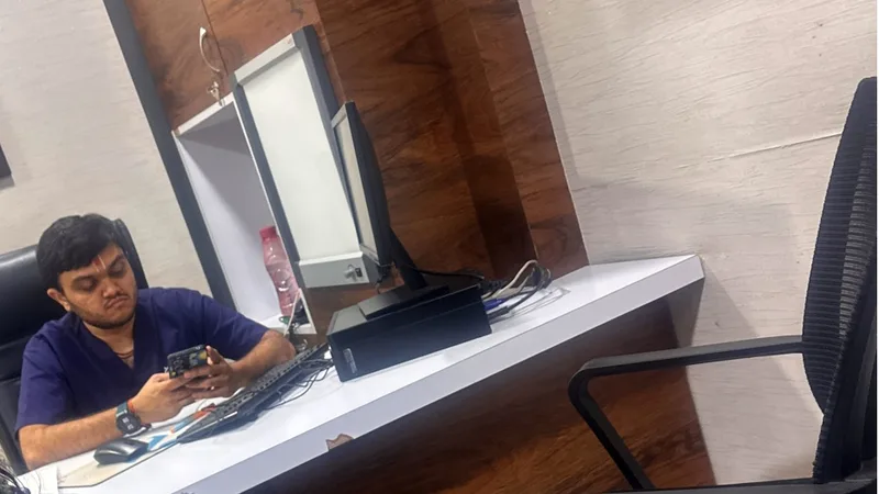 Dr Tarak Patel Clinic