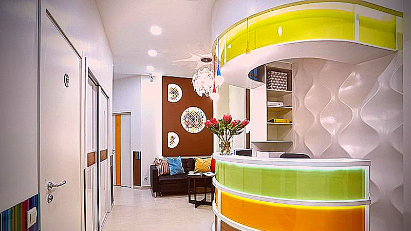 Dr Satendra Saxena( Consultant Neurologist) Clinic