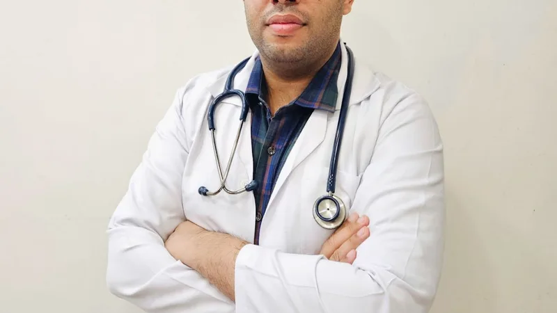 Navjeevan Hospital(Dr. Praveen Varshney & Dr Ankit Raj Varshney )