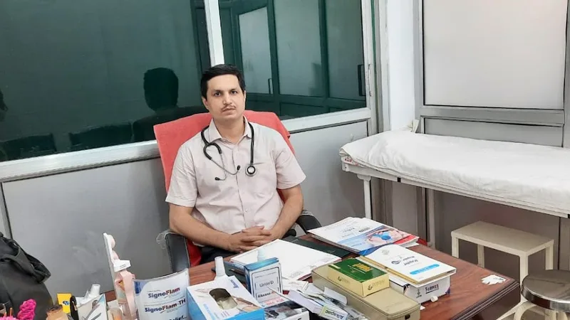 Dr Amit Tripathi, Urologist, Andrologist and Renal Transplant Surgeon , Prayagraj (Allahabad) Clinic