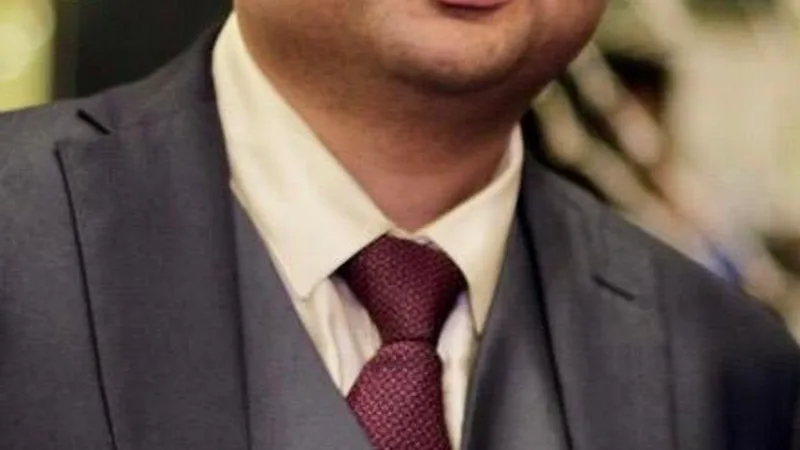 𝗗𝗿 𝗧𝗮𝗻𝗮𝘆 𝗦𝗶𝗻𝗴𝗵 Urologist, Andrologist and laparoscopic Urosurgeon