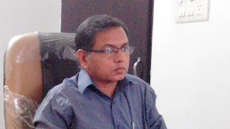 Dr S J Jaiswal- Consultant Physician & Diabetologist In Prayagraj Clinic